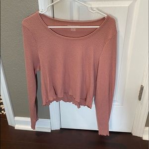 Women’s crop long sleeve top